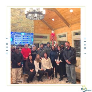 Last Tuesday we gathered our TN High 5vers together for some holiday fun and some healthy High 5 competition in a game of Family Feud.  We are so thankful for our entire High 5 family and the opportunity to spend time together. 
🖐
 #appreciationpost #holidayseason #thankyou #holidays #weloveourresidents #paxtoncoolsprings #smyrnatn #multifamily #propertymanagement #High5Residential #NashvilleTN #high5 #high5life #TeamTuesday